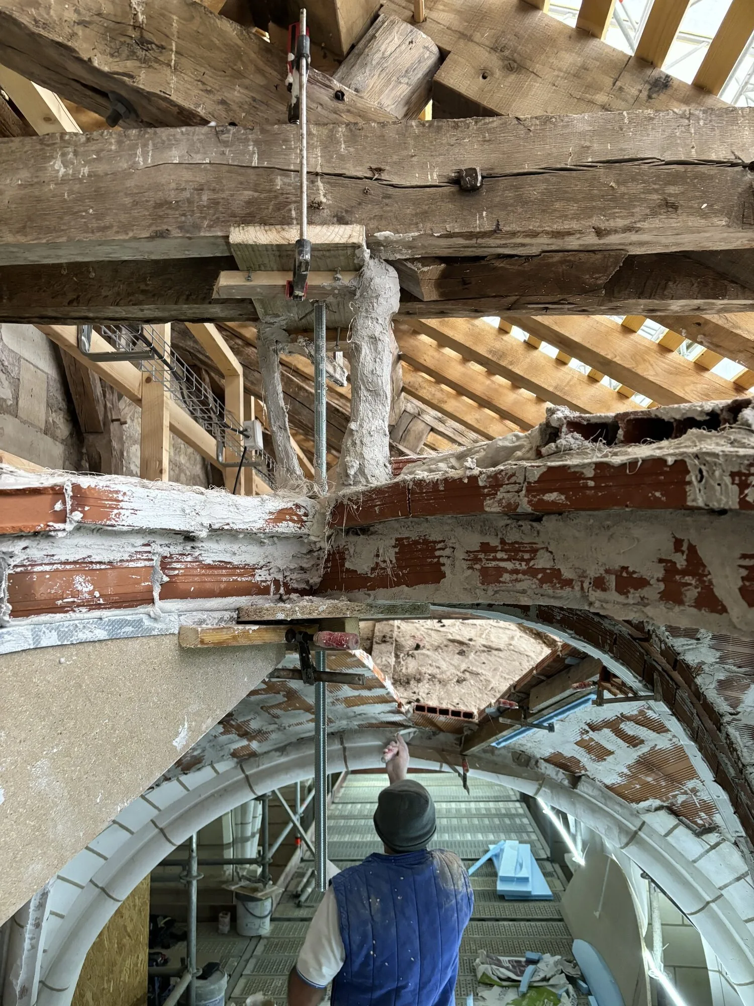 Église St Nicolas de Bourgueil — photo 11
